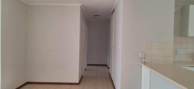 To Let 3 Bedroom Property for Rent in Somerset West Western Cape